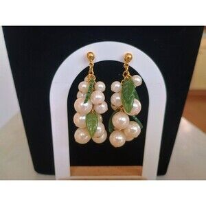 Vintage AVON Pierced Grape  Earrings Faux Pearl. 12-608